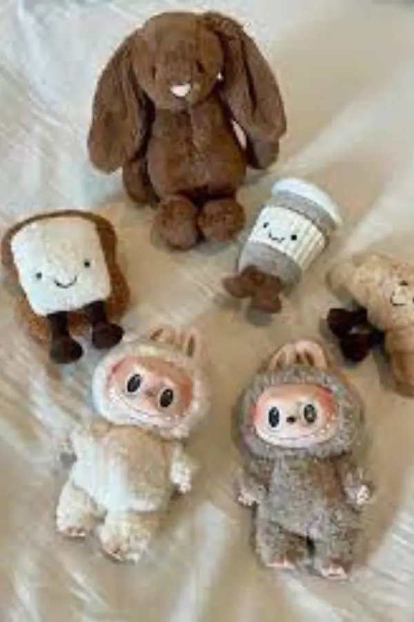“Unboxing the Cutest Labubu Toys”